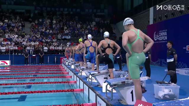 张雨霏50米蛙泳B组决赛31秒82夺第一