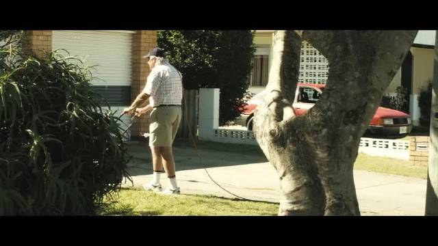 杰西为爱陷循环恐怖游轮，粉丝为偶像买单本质相同