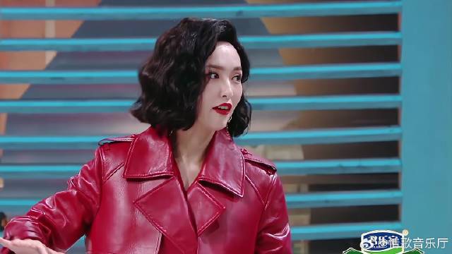 唐嫣回忆拍《风云》！从马下摔下去差点没命，真危险！