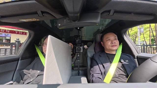 罗永浩称P7智驾开得比何小鹏好