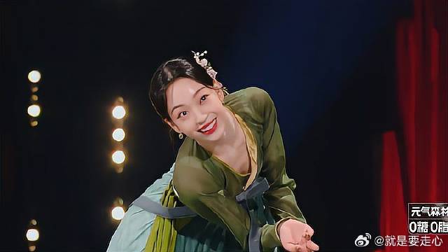 北舞校花跳《起风了》，连转6圈美得颠倒众生，金晨看呆！