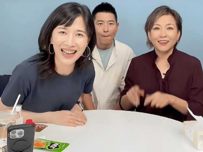 papi酱的节目制作成本具体有多低，与传统综艺有何不同？