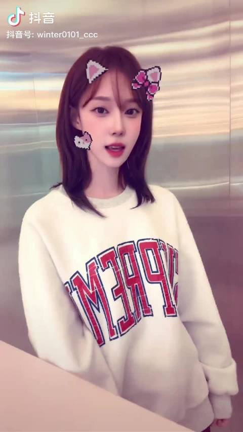 小狗妹儿冬冬ฅ՞•ﻌ•՞ฅ