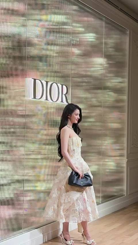 王楚然今日DIOR活动路透
