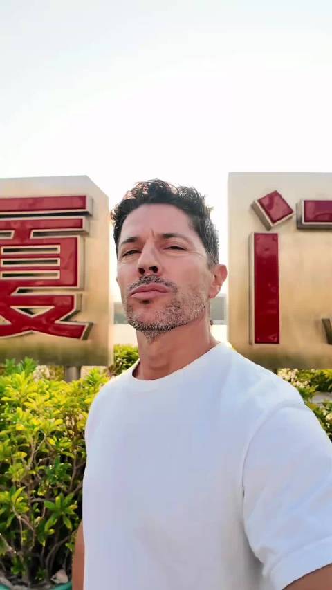 想起小时候看西游记，都不知道唐僧换了三个人 只觉得唐僧怎么一时好看一时丑