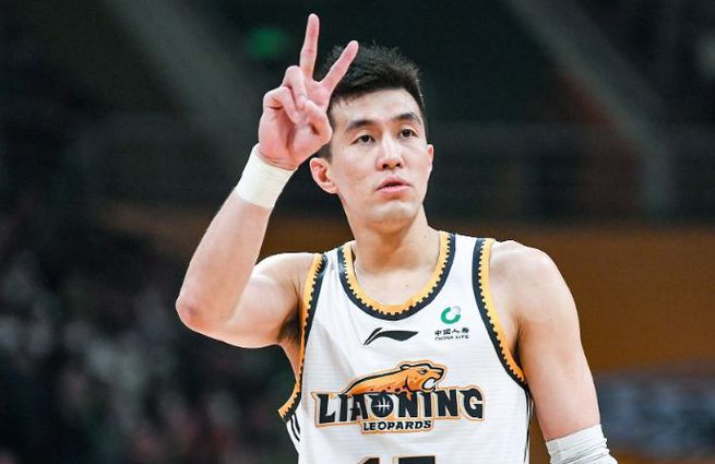 赛季报销!郭艾伦亲口承认:本季无法复出 多次尝试实在打不了