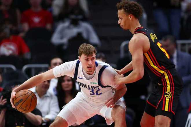 沃克29分老鹰7连胜送独行侠8连败 杰伦27+7+8弗拉格14+12