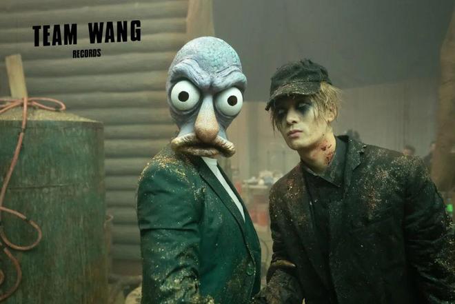 王嘉尔重磅发布《MAGIC MAN 2》主打曲《GBAD》及MV