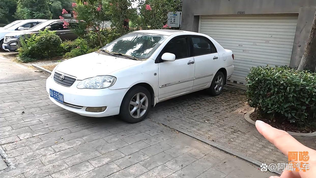 车子跑起来异响,这几个地方都检查一下,不然后备箱可以养鱼了