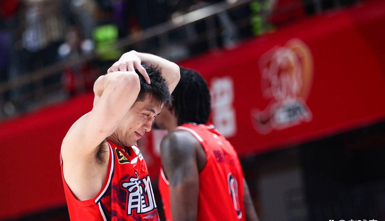 惨遭16分大逆转，许昕数据惊艳难救主!失去郭艾伦后，广州季后赛前景堪忧_比赛_宁波_辽宁