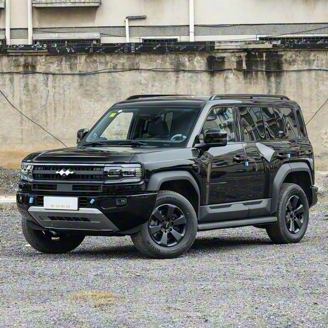 四款40万内插电混动SUV横评：硬派越野与家用舒适如何兼得？