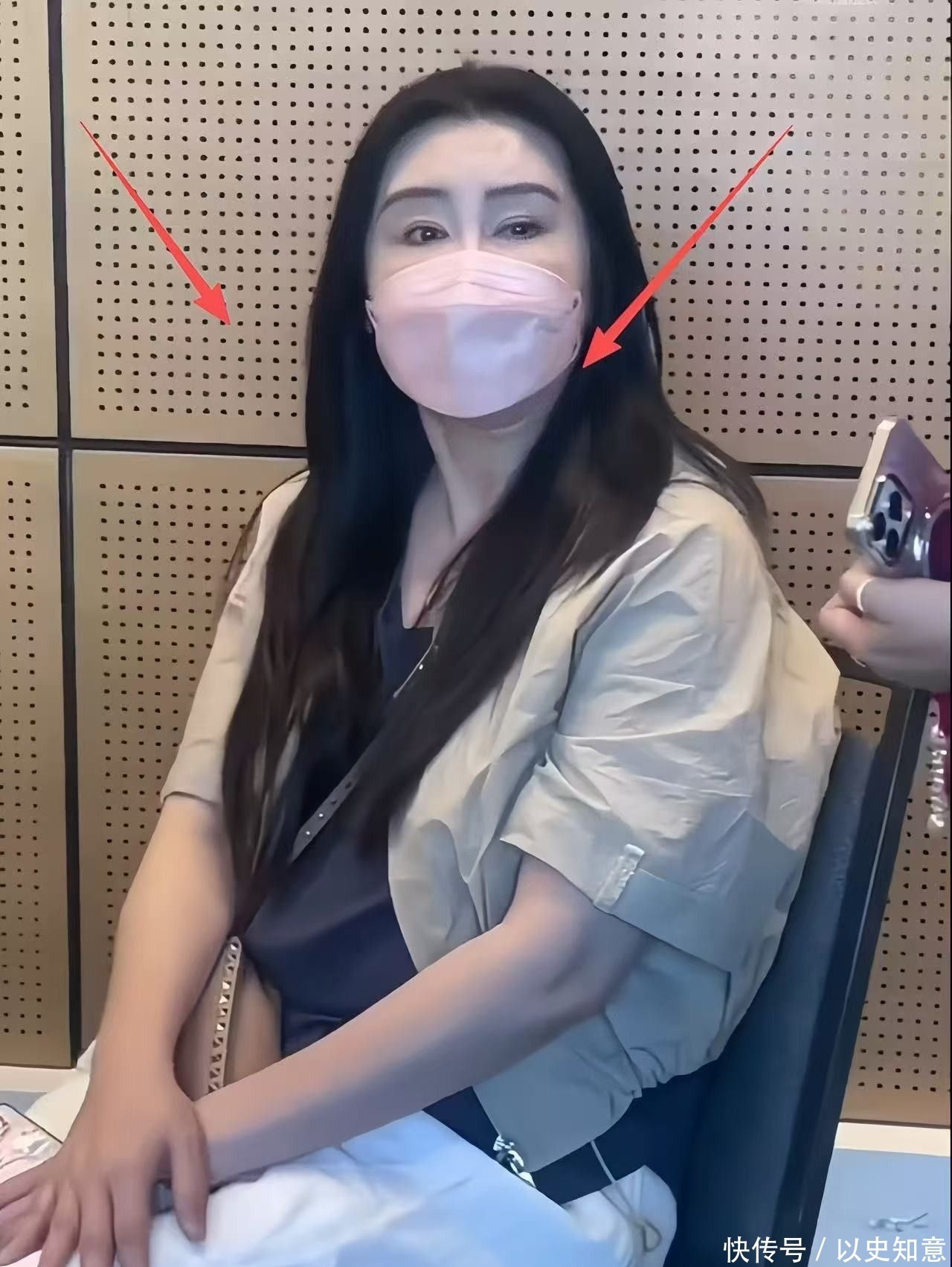 59岁王祖贤现身硅谷，皮松肉垮全程戴口罩，一代女神老到不敢认！