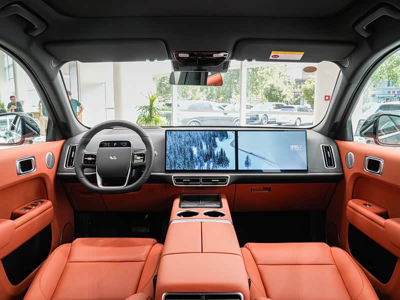 理想L7在SUV车型中的档次级别是怎样的?