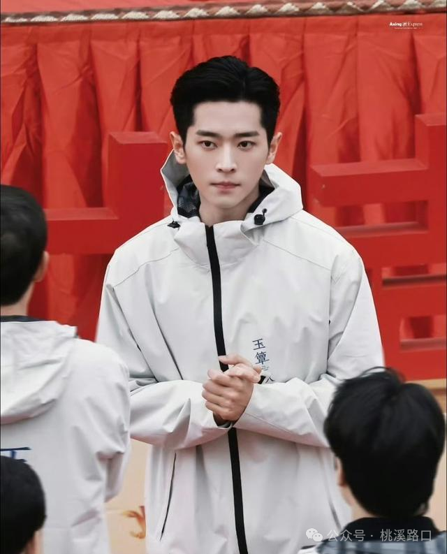 丞磊 徐若晗 郭宇欣《玉簟秋》今日开机路透