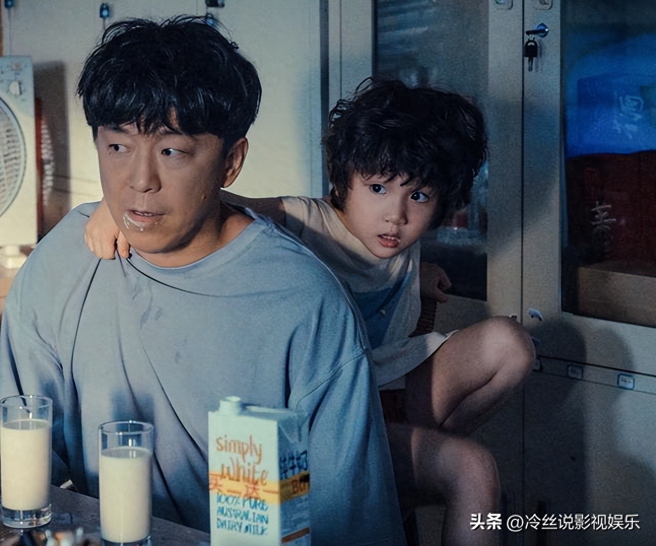 黄渤、闫妮主演的《学爸》热映,直面我国教育“内卷”痛点