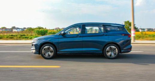 五菱凯捷车内空间令人惊艳，座椅符合人体工程学设计