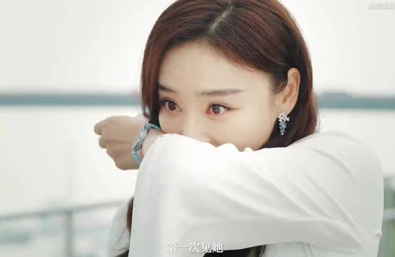 她的盛焰：白靓靓的自卑来自于一种味道！饶雨瓷的复仇抓准了她的软肋！