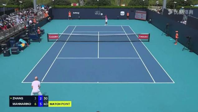 张之臻0比2负马纳里诺止步迈阿密赛首轮