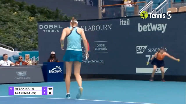 莱巴金娜鏖战三盘险胜阿扎伦卡晋级迈阿密决赛