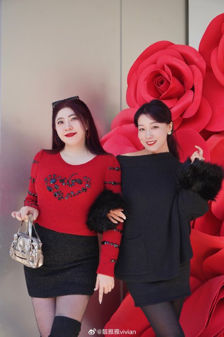 除了任重，还有哪些明星或名人也表达过对家乡美食的类似执念？