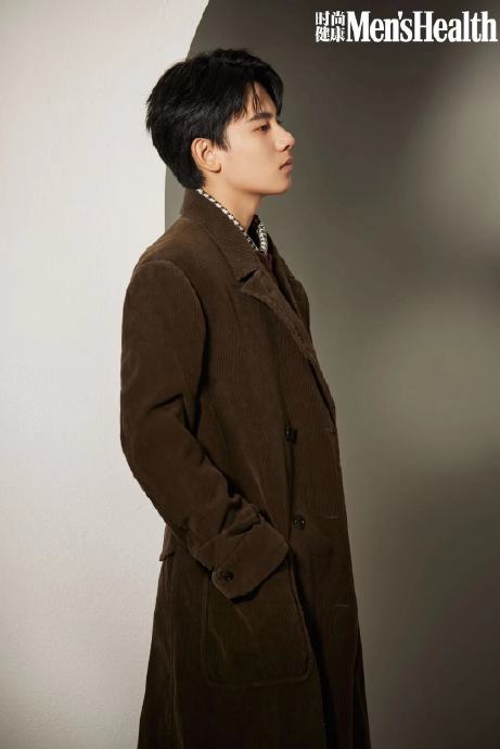 胡先煦从童星转型至今，他的形象和戏路经历了怎样的变化？