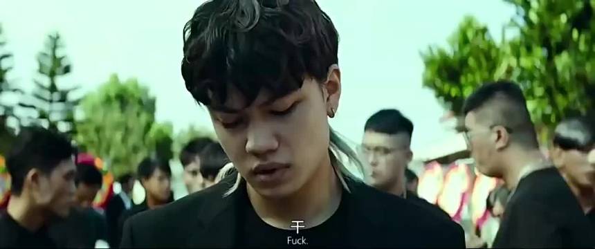 吃着盒饭听着别人吹自己是有多爽！