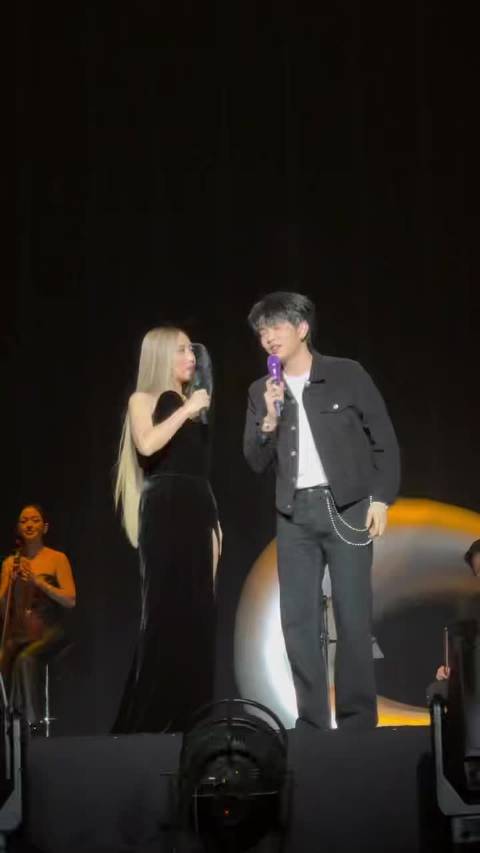 你是说歌唱届这么有梗的竟然有两位！