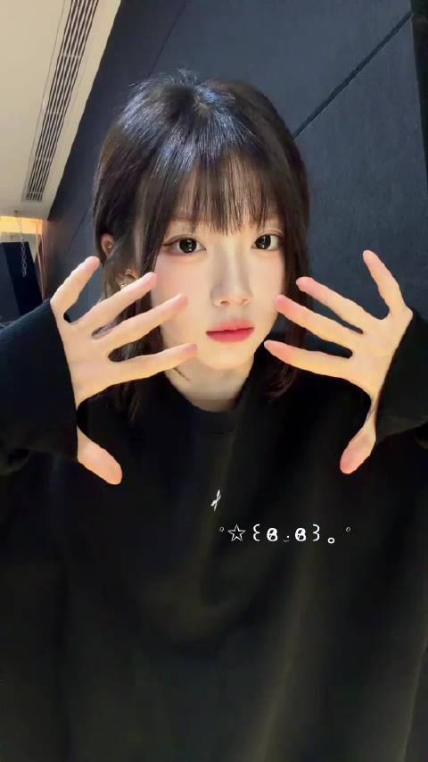 260320 乔一鱼 今天是乱糟糟鸡毛头newjeans NJZ 抖音