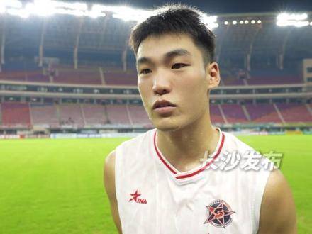 湘超长沙队王博谈竞技精神：场下朋友场上对手