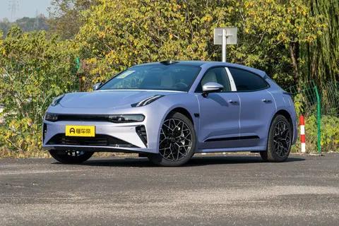 极氪001选买解析：2026极氪001后驱vs四驱怎么选？