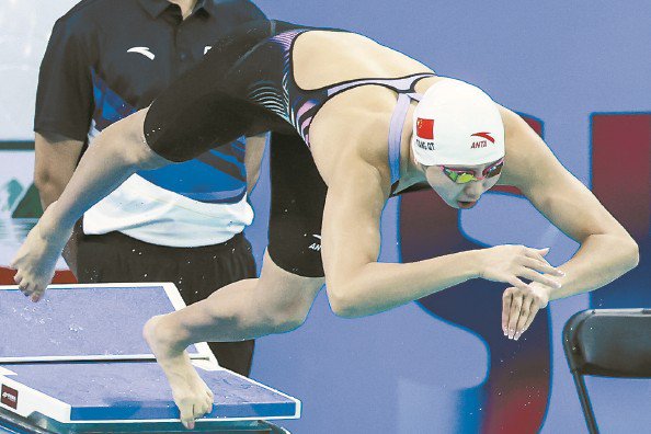 “小潜艇”加满油冲向洛杉矶