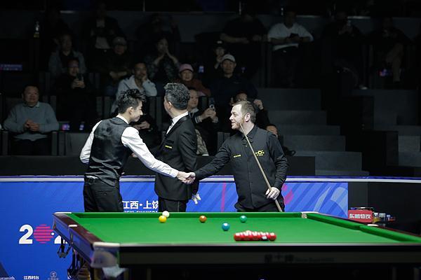 斯诺克：中国独苗吴宜泽击败艾伦闯入四强