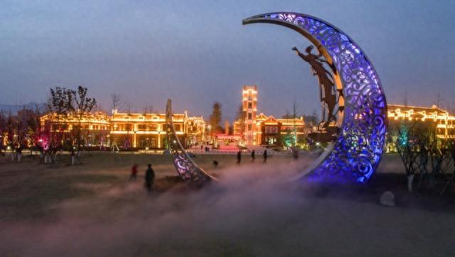 逐玉:小镇烟火照亮了新航向_冬冬短剧