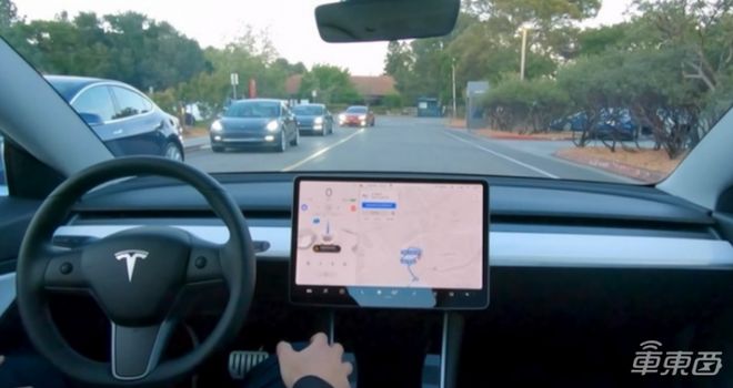 特斯拉FSD即将发布新版本 能更好处理无保护左转