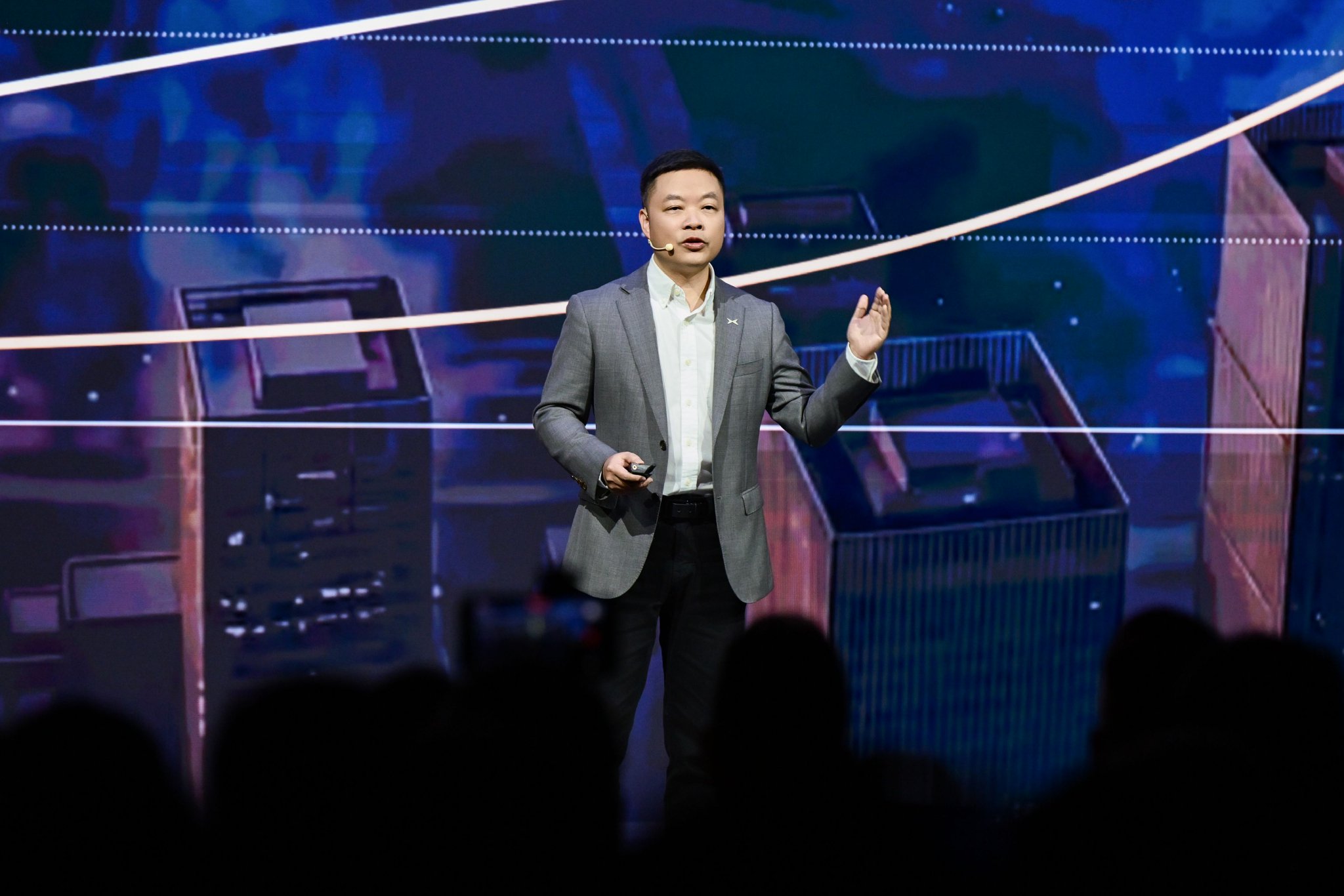 AI驅動智能駕駛技術躍升 小鵬汽車2027啟動VLA2.0全球部署直面特斯拉FSD