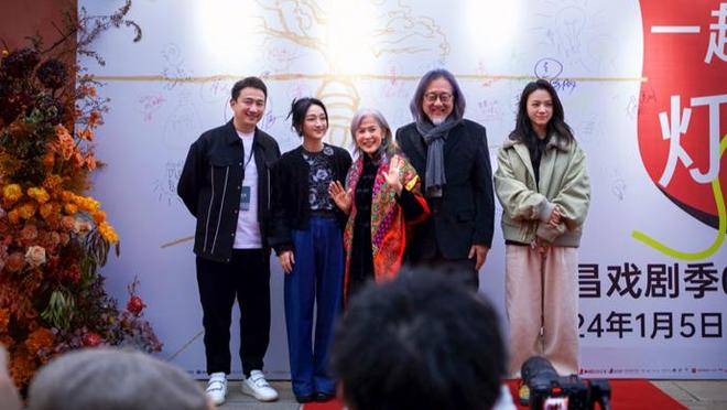 黄磊周迅汤唯汇聚这个江西小镇，赖声川丁乃竺倪妮手绘灯泡