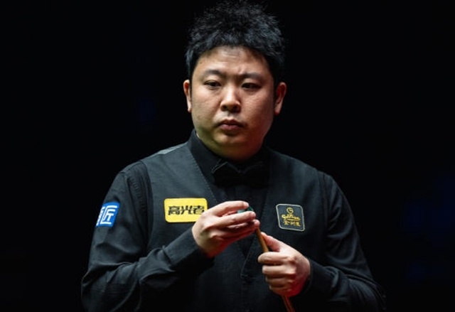 4-5！中国名将连救两个赛点，致命失误遭清台绝杀，世界公开赛8强全诞生