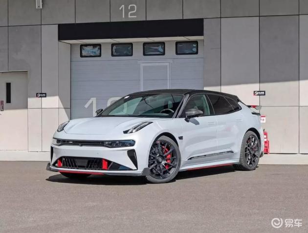 极氪001 FR:猎装造型,超跑动力,1300马力+空悬