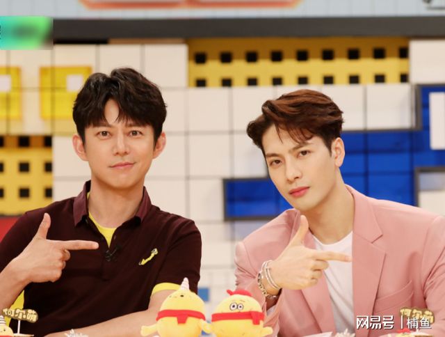 吴磊录制《拜托了冰箱7》，花衬衫活力满满，阳光少年长大了！