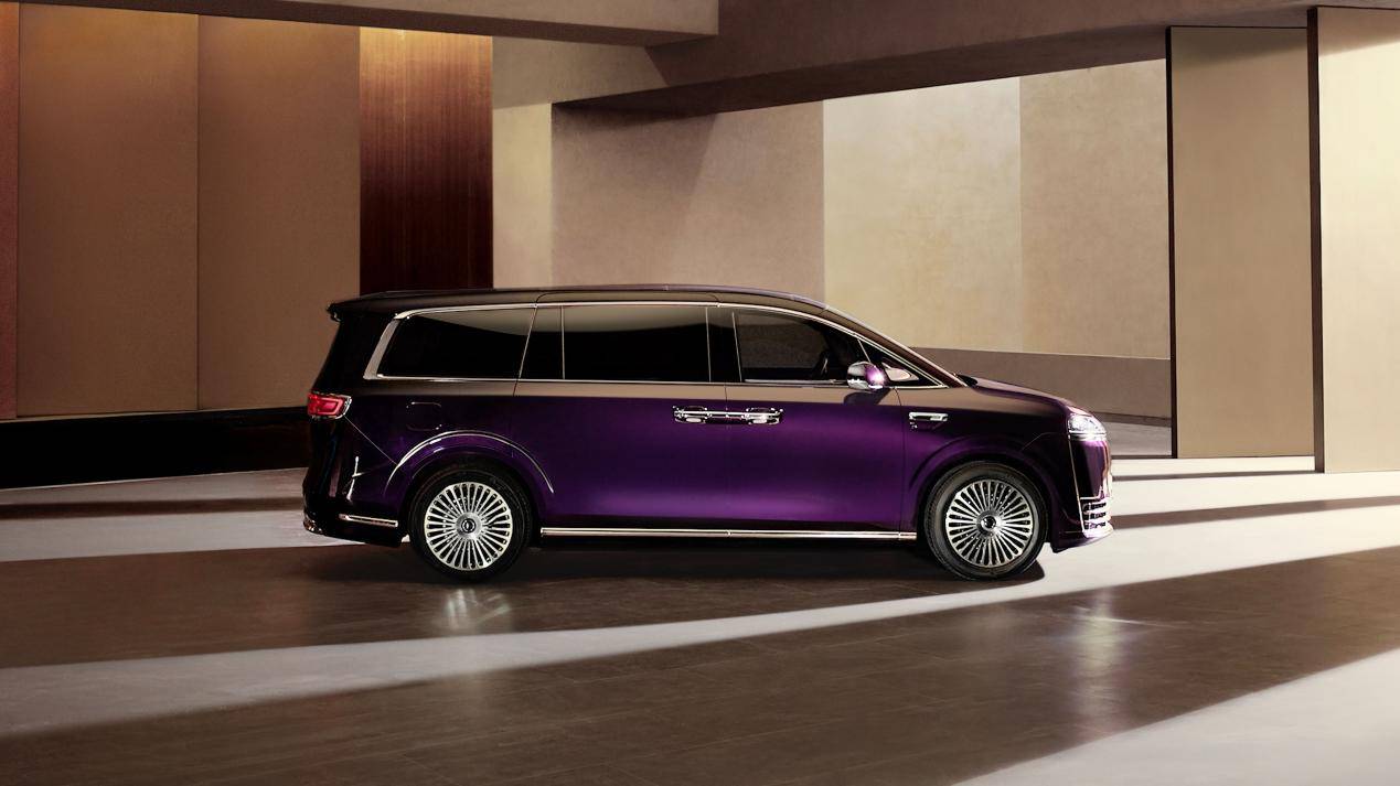 智界V9搭载诺贝尔化学奖MOFS材料，开启生命智能竞争新维度