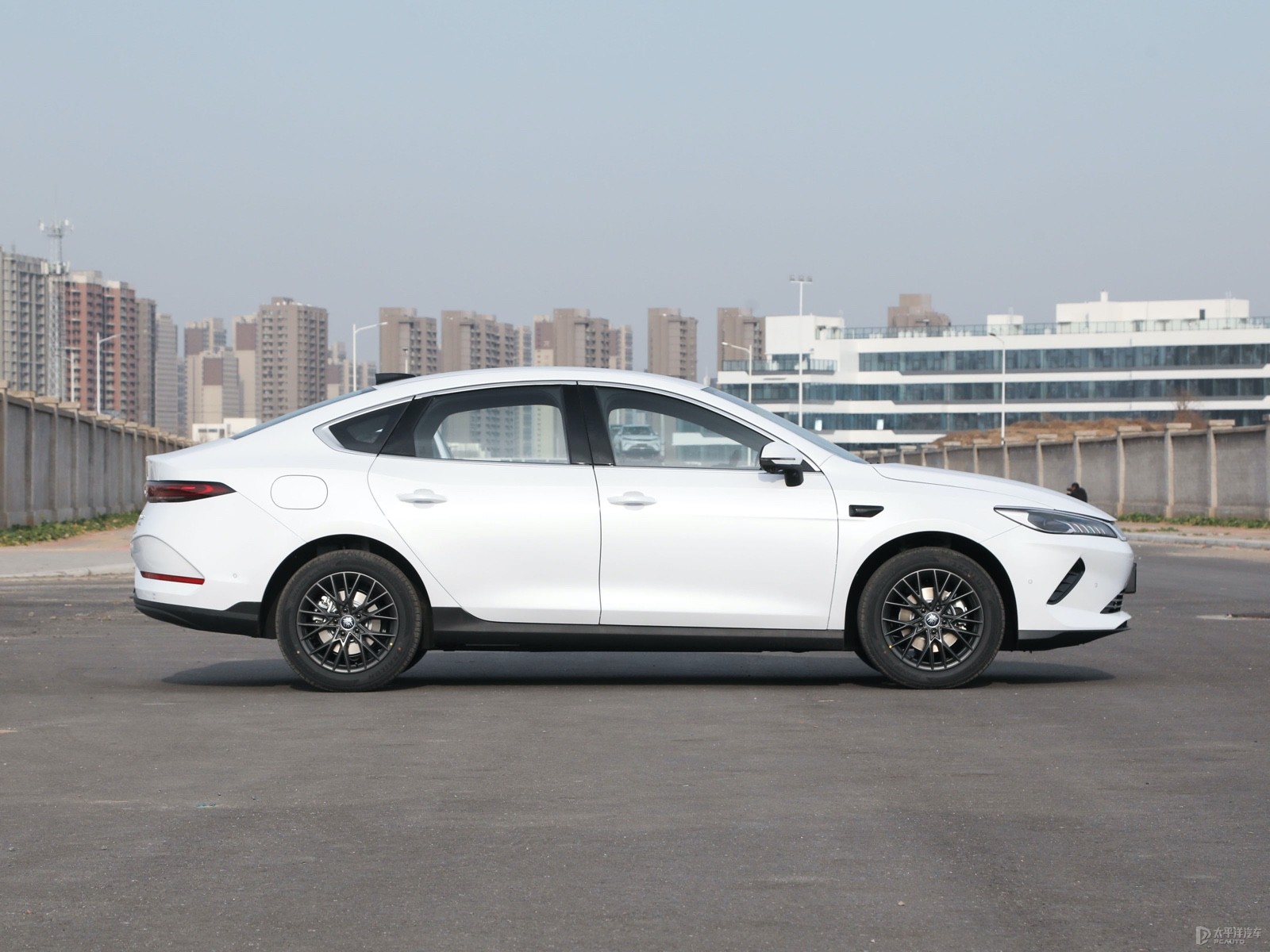 月薪5千买秦PLUS:分期方案帮你轻松提车