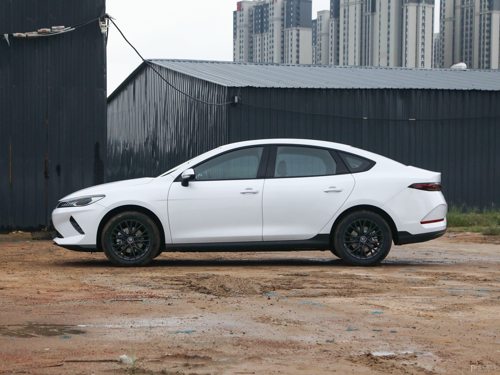 秦PLUS对比同级:为何它是家用首选