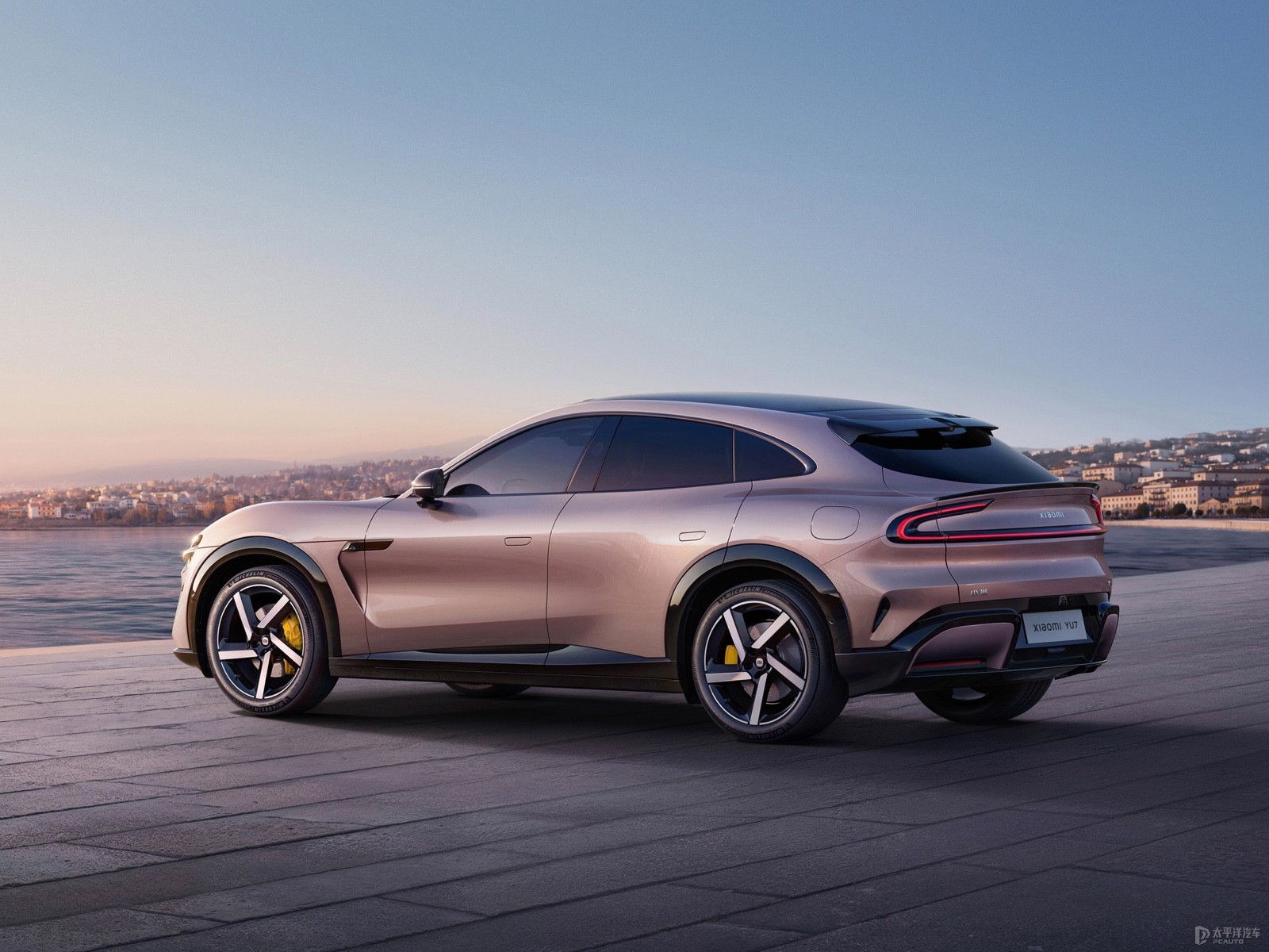 小米YU7购车指南:高性价比智能座驾怎么选