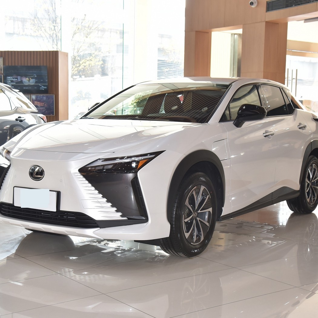 预算50万内选中型SUV？德日意三款标杆车型深度对比