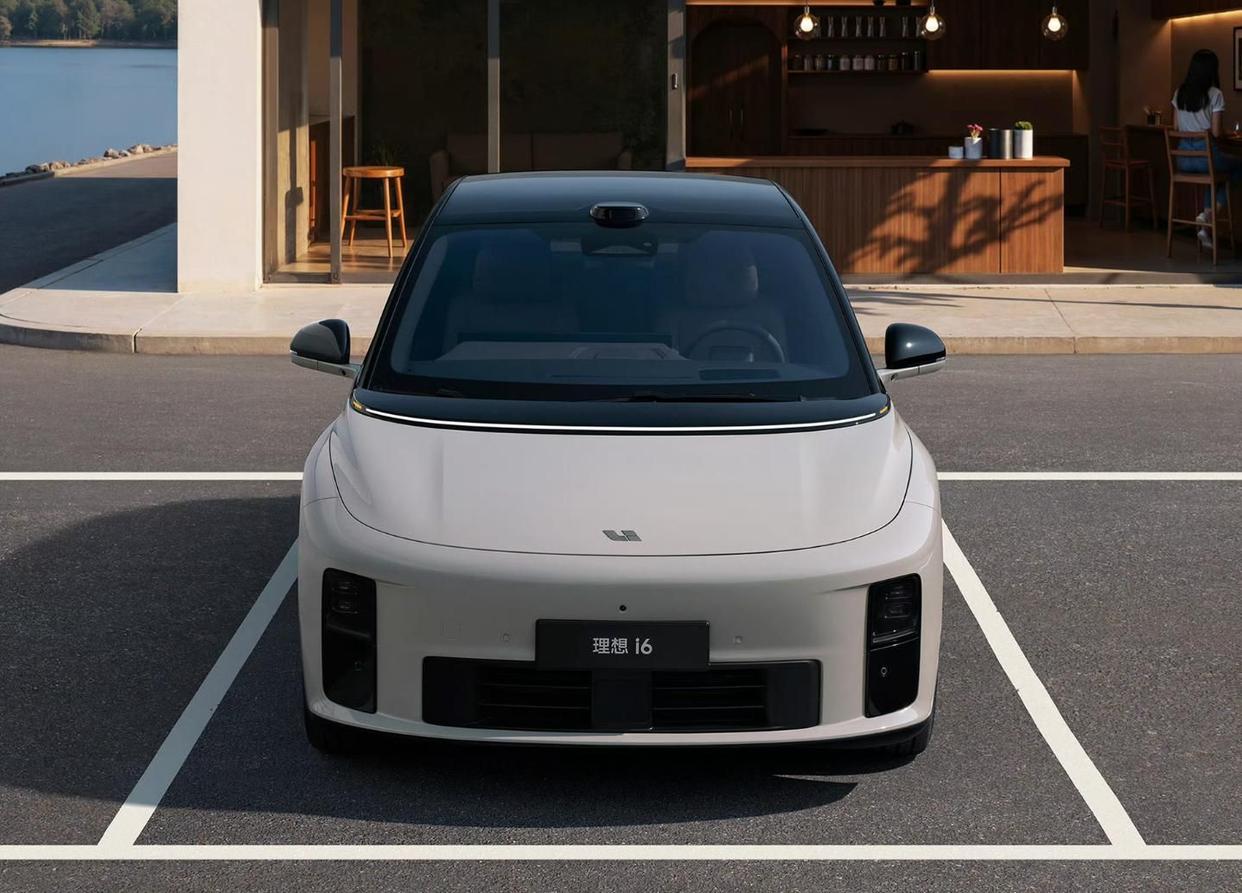 “理想 i7”没戏了!李想做“减法”:打得过特斯拉、小米吗?