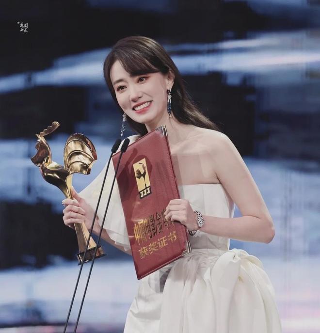 恭喜！张小斐获金鸡奖影后，从爆红到沉寂，她只是在等待时机