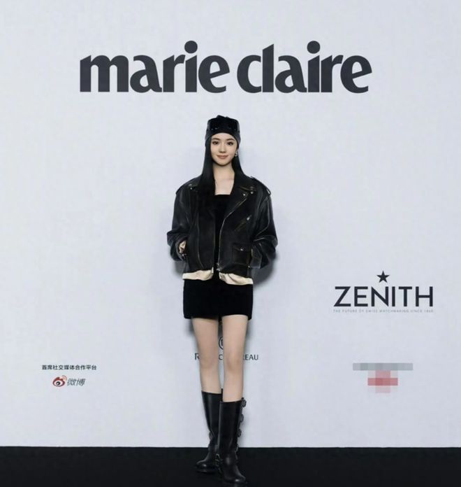 刘浩存嘉人盛典“黑化”成功，酷帅造型让人眼前一亮粉丝直呼过瘾