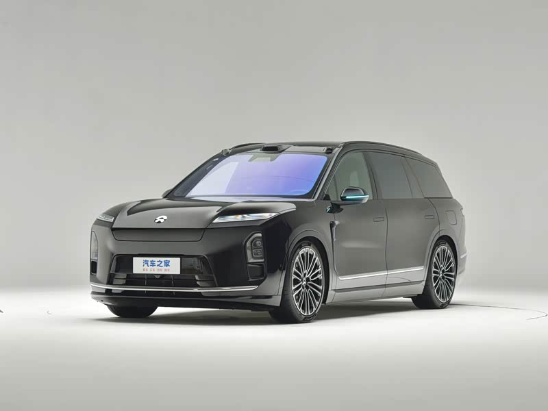 蔚来ES8换电和充电,哪个更划算?