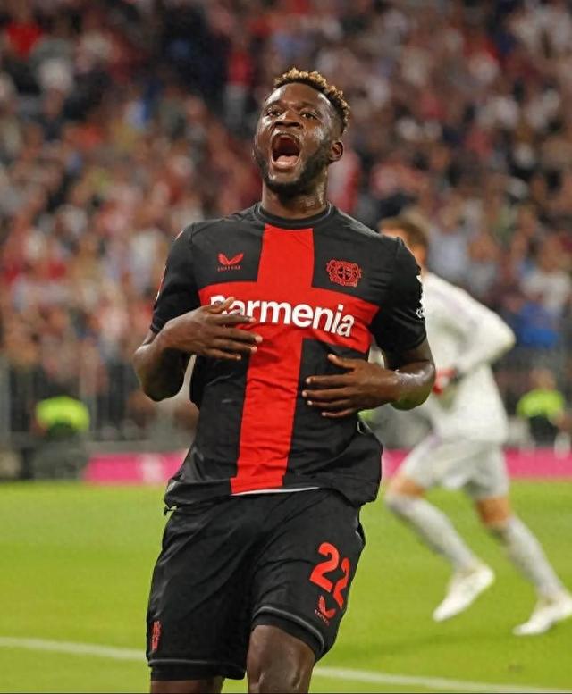 拜耳竞技场燃战:药厂冲冠掀青春狂潮，拜仁反击破控球铁阵_胖虎体育