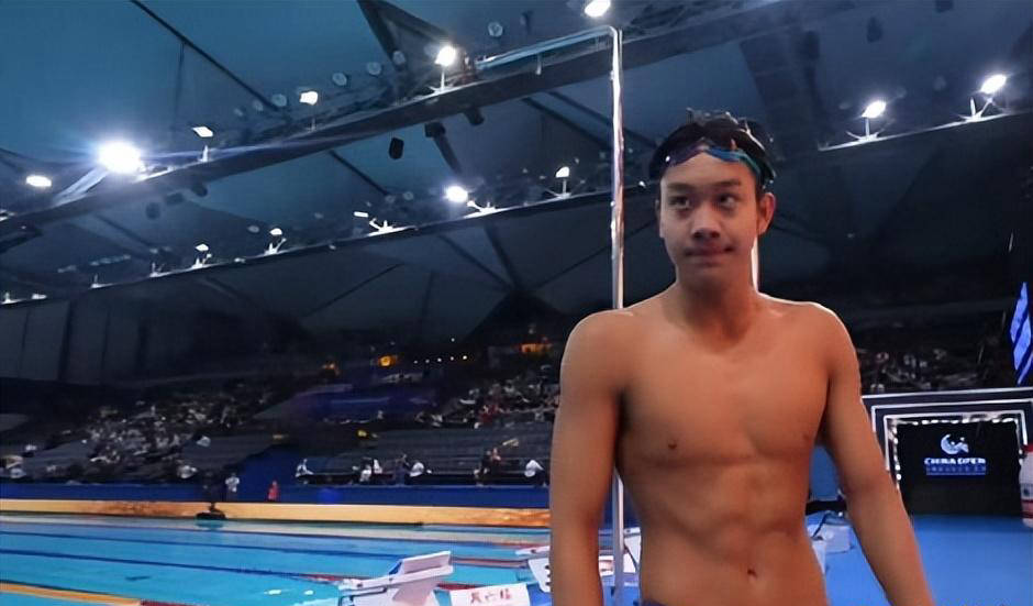 18岁张展硕夺冠显稚气满怀雄心欲超越孙杨纪录